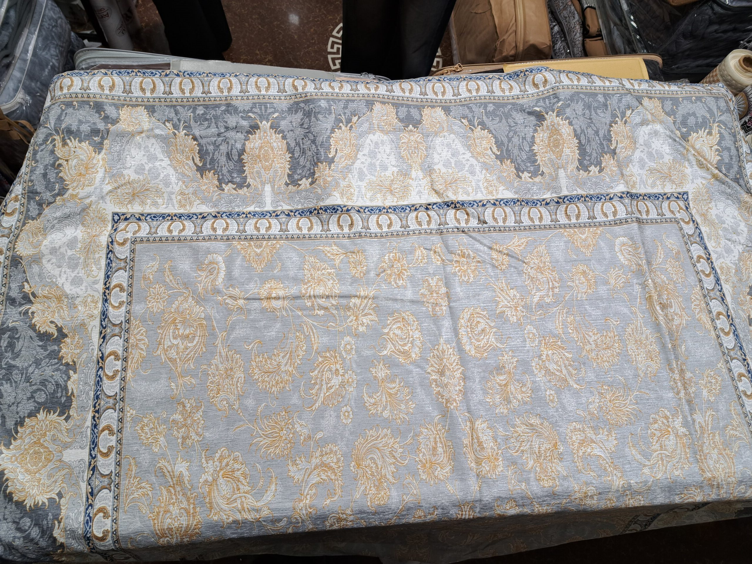 زیر سفره ای مخمل شنل کد zirsofre110